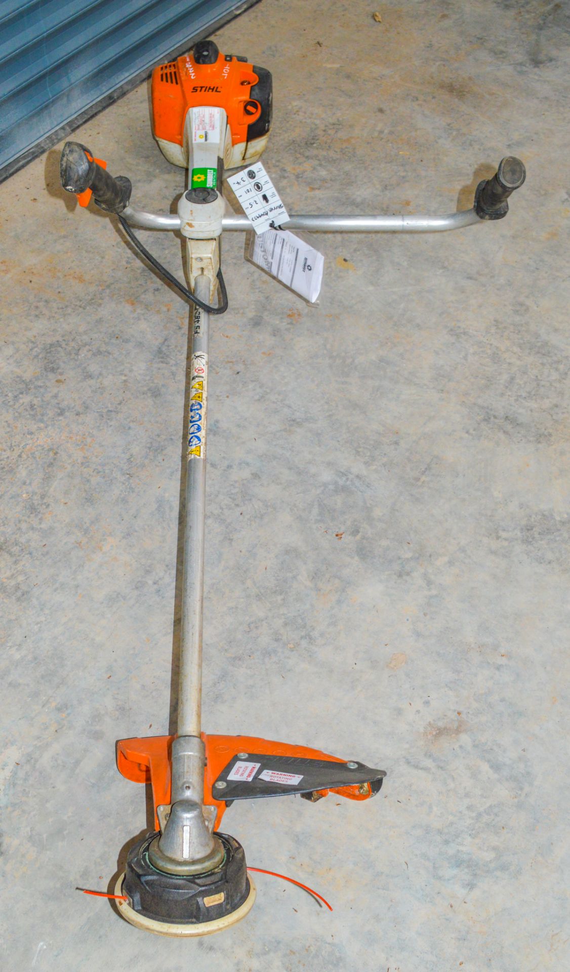 Stihl FS460 petrol driven strimmer A749973 - Image 2 of 3