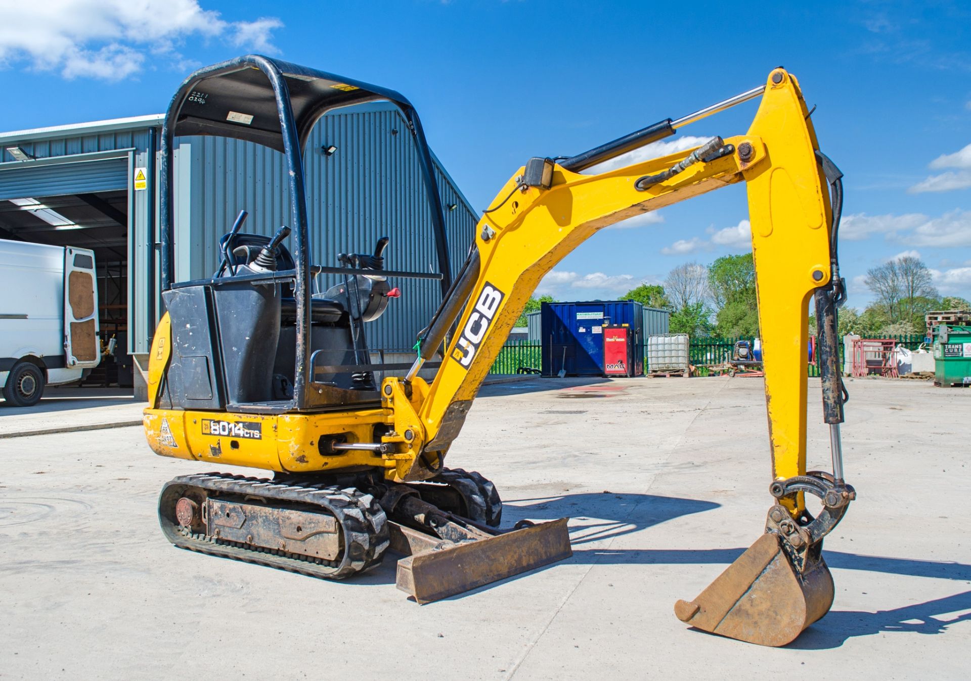 JCB 8014 CTS 1.5 tonne rubber tracked mini excavator Year: 2014 S/N: 2070457 Recorded Hours: 1943 - Image 2 of 18