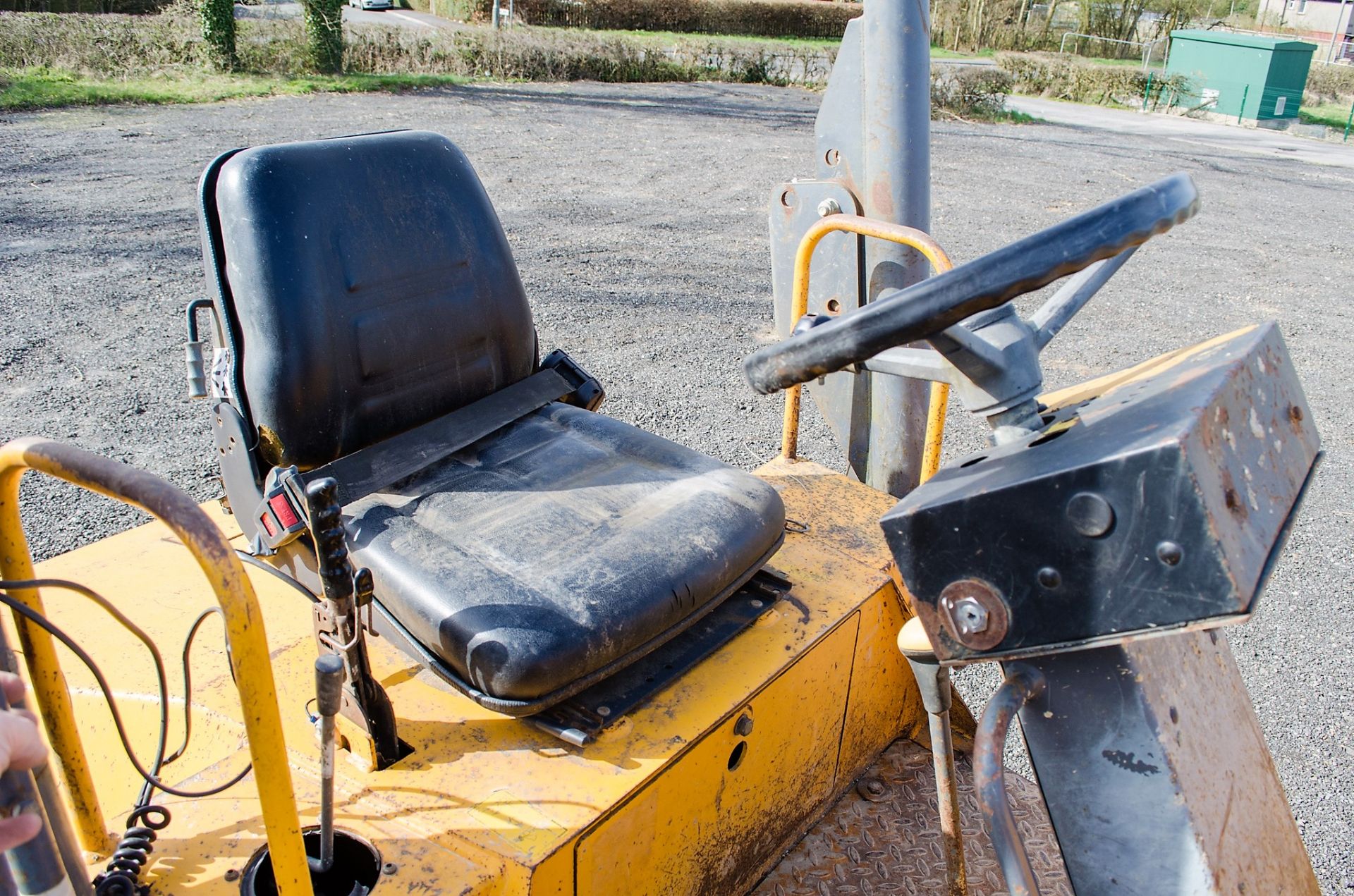 Terex 9 tonne straight skip dumper Year: 2011 S/N: BBMV2940 Recorded Hours: Not displayed D1465 - Image 18 of 21