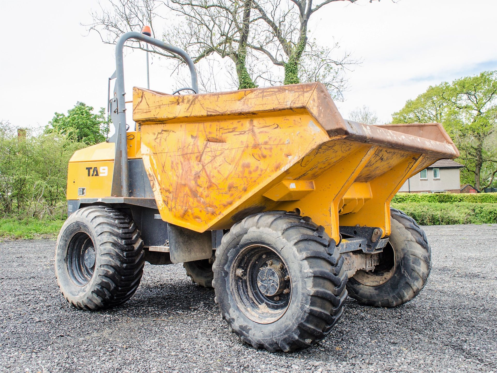 Terex TA9 9 tonne straight skip dumper Year: 2011 S/N: E36MV2560 Recorded Hours: 2103 D1444 - Image 4 of 23