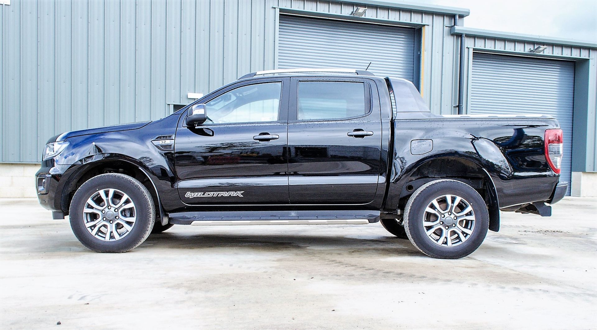 Ford Ranger Wildtrack 3.2 TDCi 4x4 pick up Registration Number: YP20 GVU Date of Registration: 01/ - Image 7 of 28