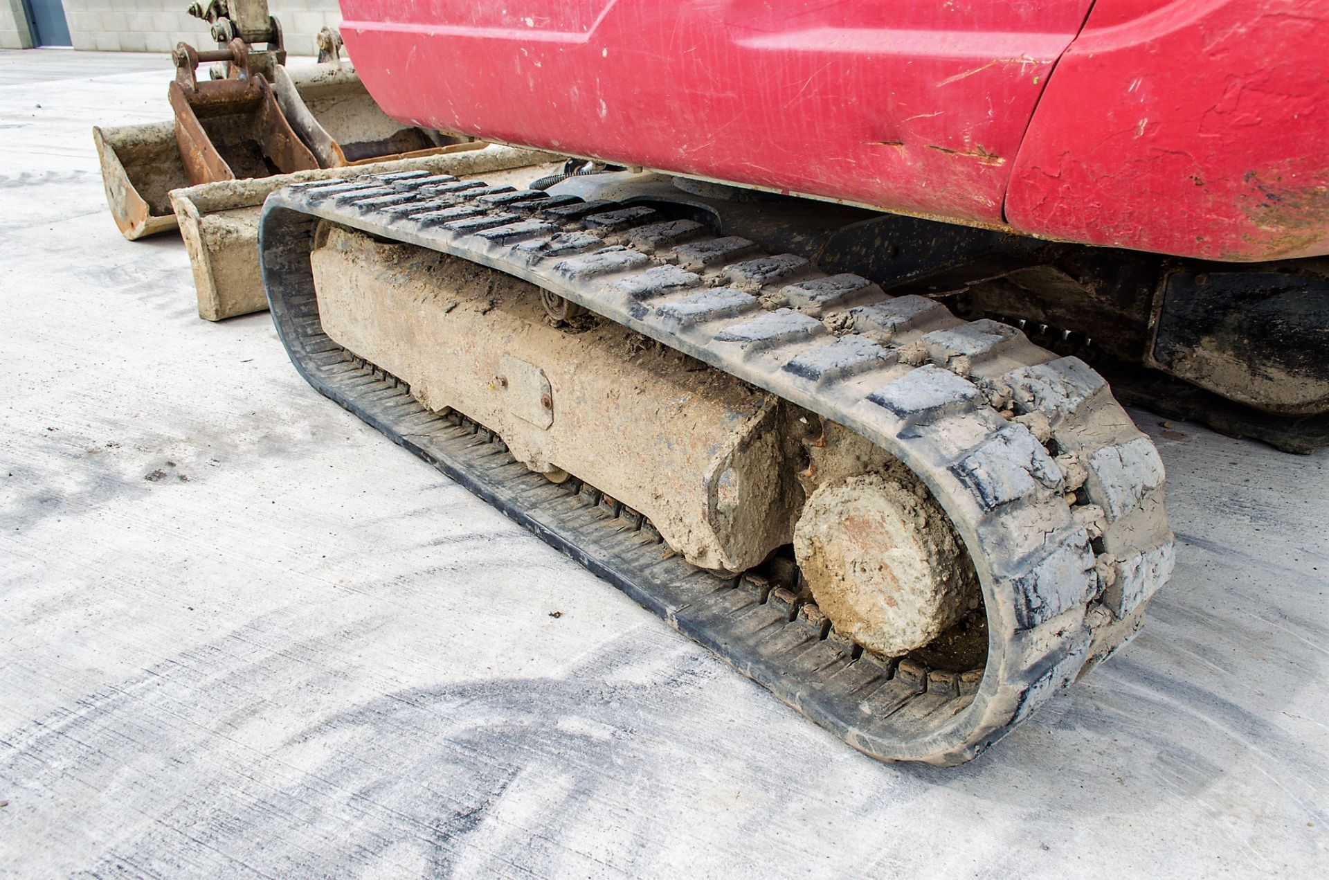 Takeuchi TB228 2.8 tonne rubber tracked mini excavator Year: 2015 S/N: 122804180 Recorded Hours: - Image 16 of 22