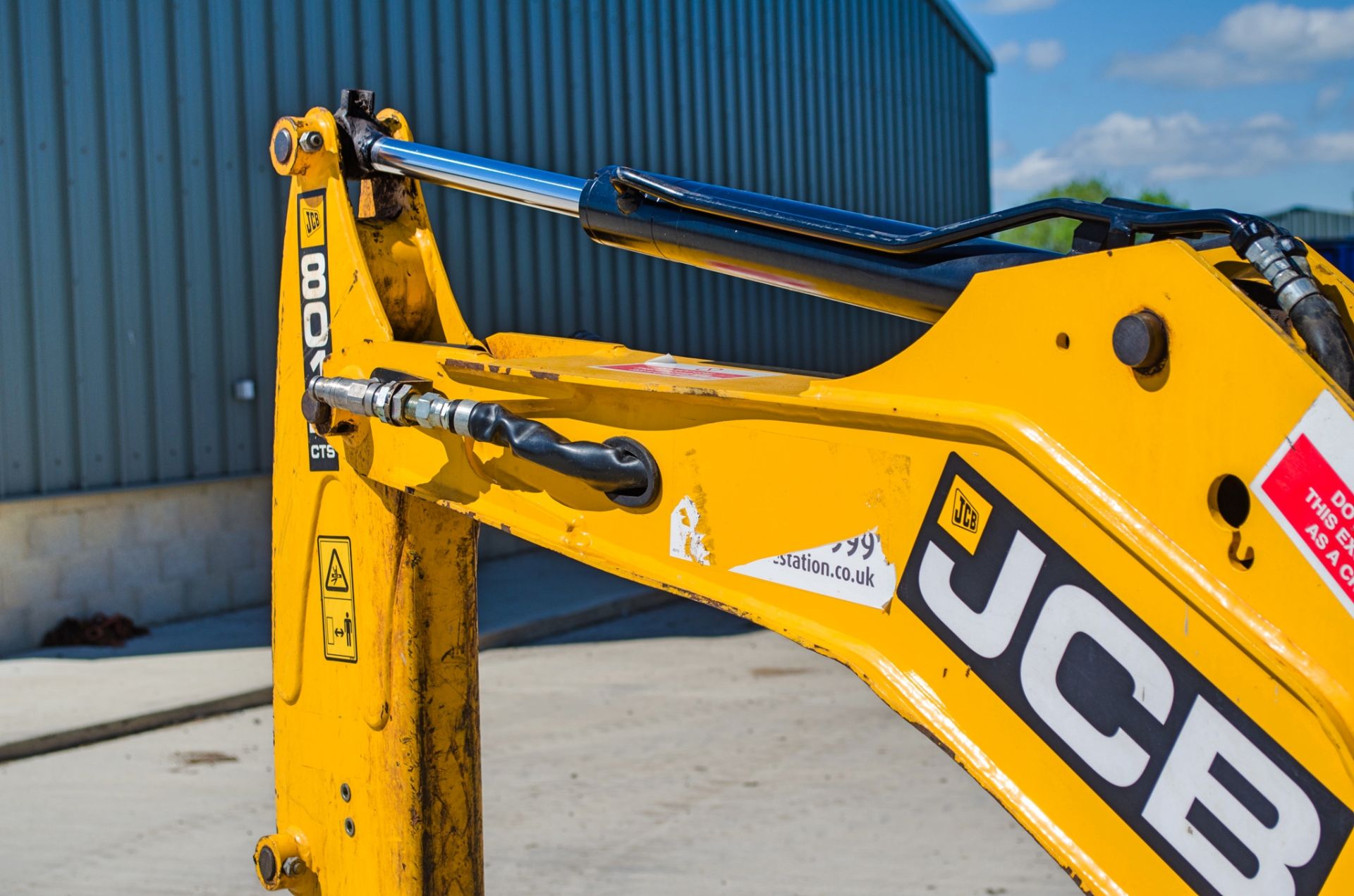 JCB 8014 CTS 1.5 tonne rubber tracked mini excavator Year: 2014 S/N: 2070389 Recorded Hours: 1616 - Image 13 of 18