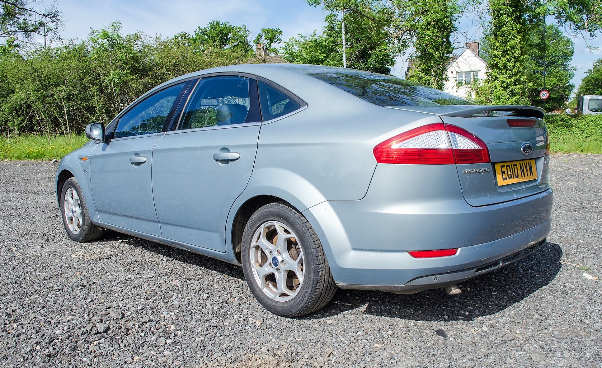 Ford Mondeo 2.0 TDCi Titanium 5 door saloon car Registration Number: EO10 NYW Date of - Image 3 of 29