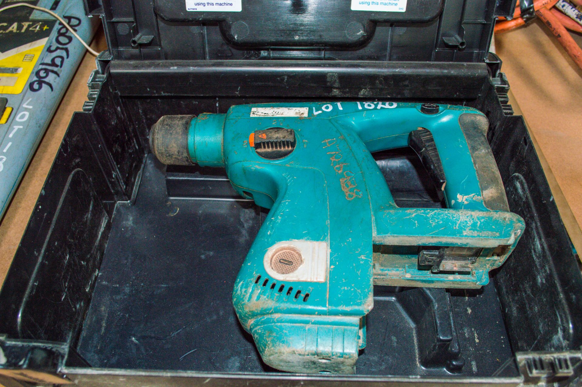 Makita BHR200 cordless SDS rotary hammer drill c/w carry case A726938 ** No battery or charger **