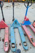 Hand hydraulic pallet truck