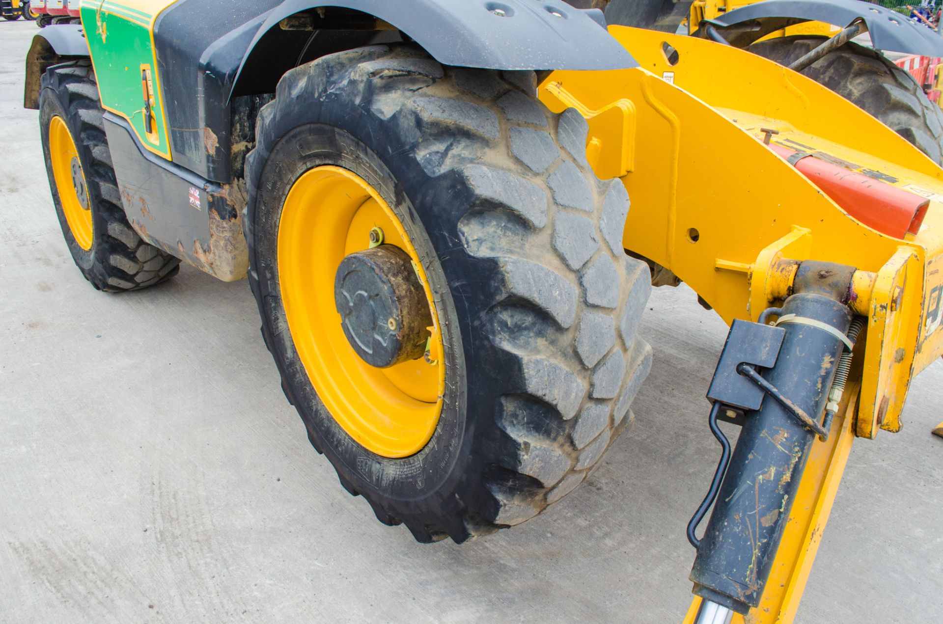 JCB 535 - 140 14 metre telescopic handler  Year: 2014 S/N: 2340370  Recorded Hours: 5134 c/w air con - Image 15 of 21