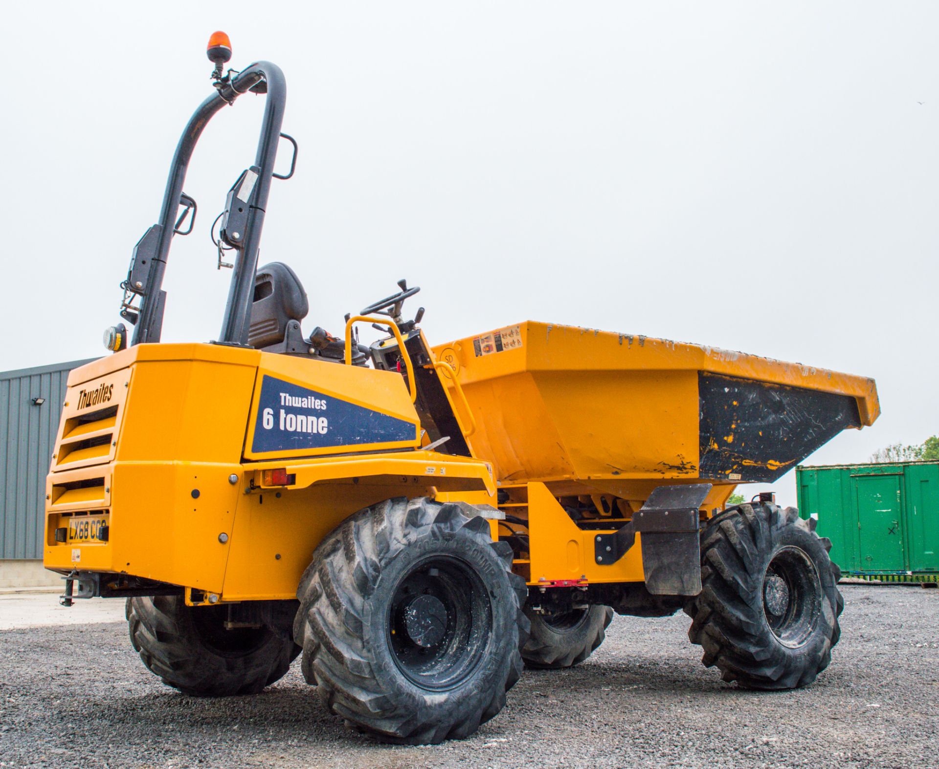 Thwaites 6 tonne swivel skip dumper  Year: 2018 S/N: SLCM20621803E3922 Recorded Hours: 790 - Image 3 of 20