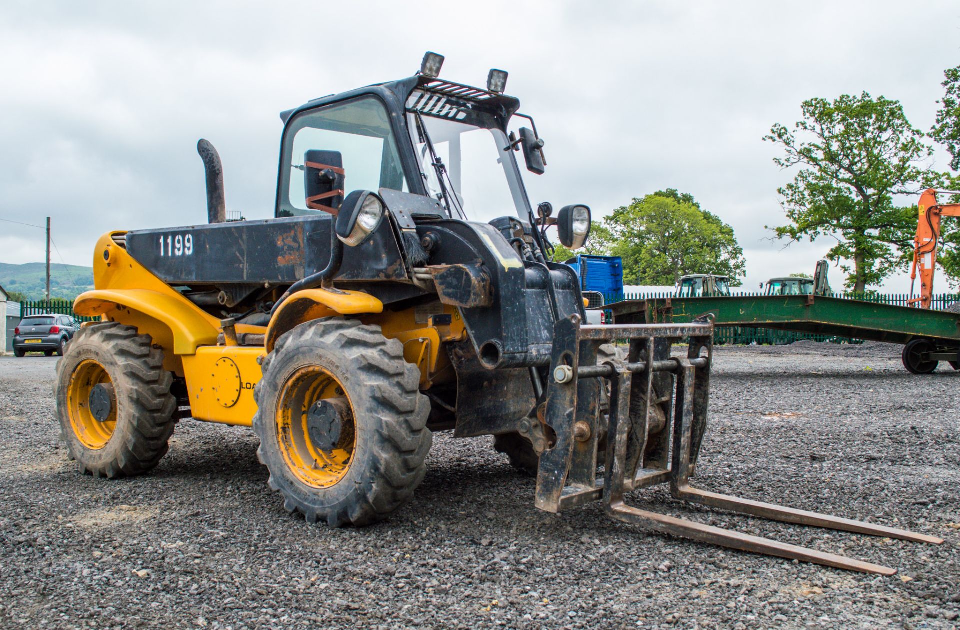 JCB 520-50 5 metre telescopic handler  Year: 2007  S/N: 1411347 Recorded Hours: 5518 - Image 2 of 19