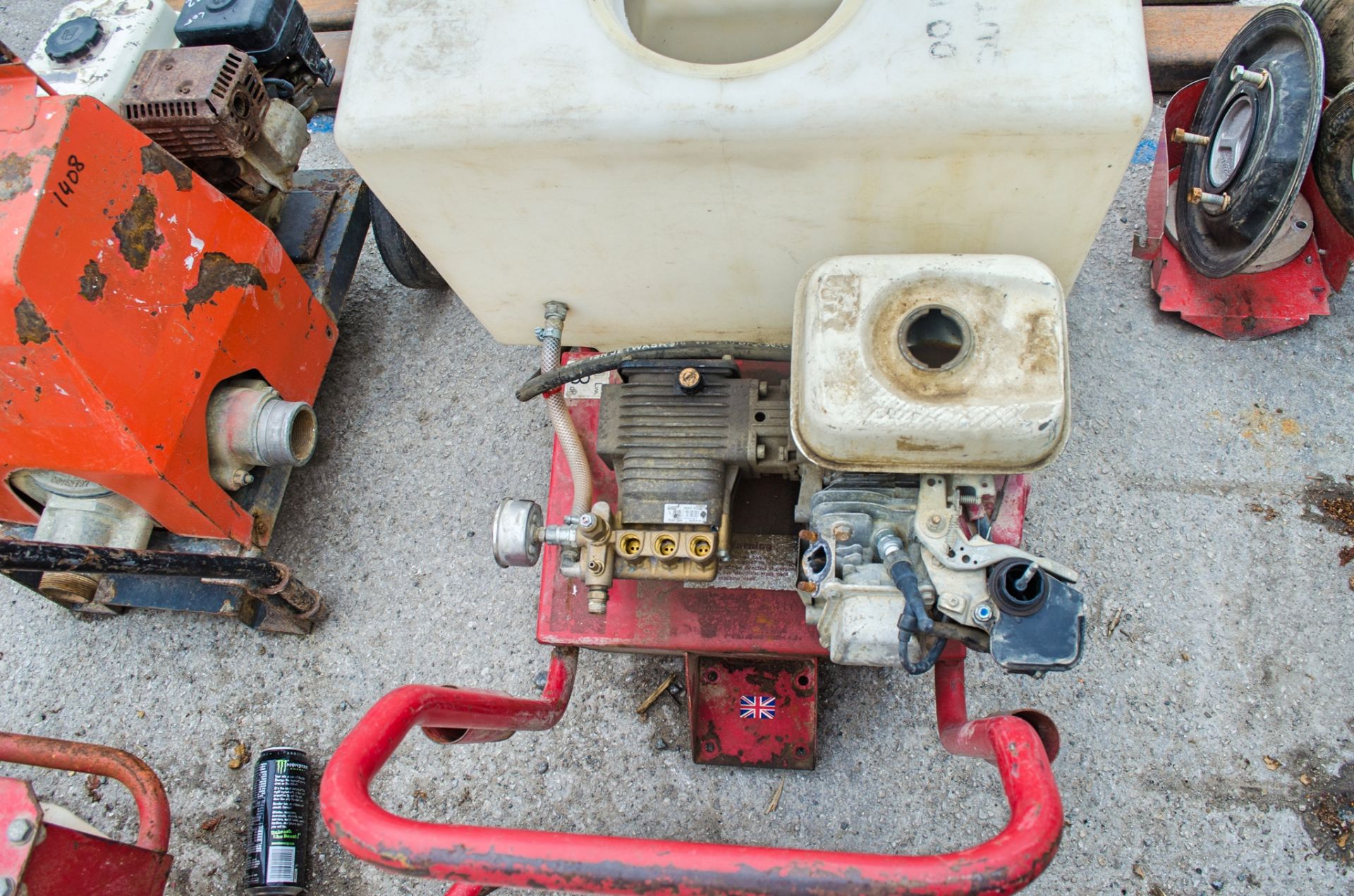 Demon petrol driven pressure washer ** Parts missing ** 1001-0947 - Image 2 of 3