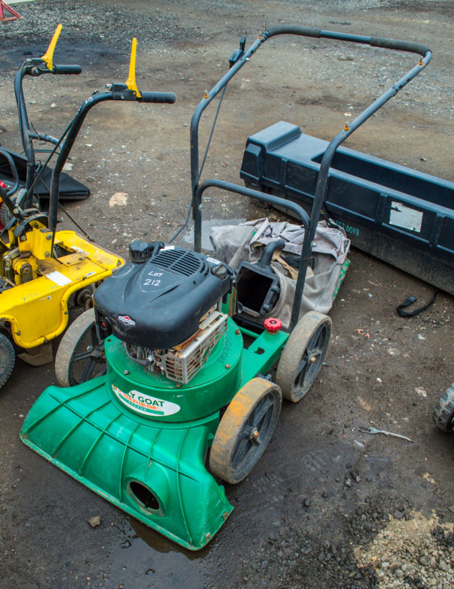 Billy Goat petrol driven garden vacuum/leaf collector