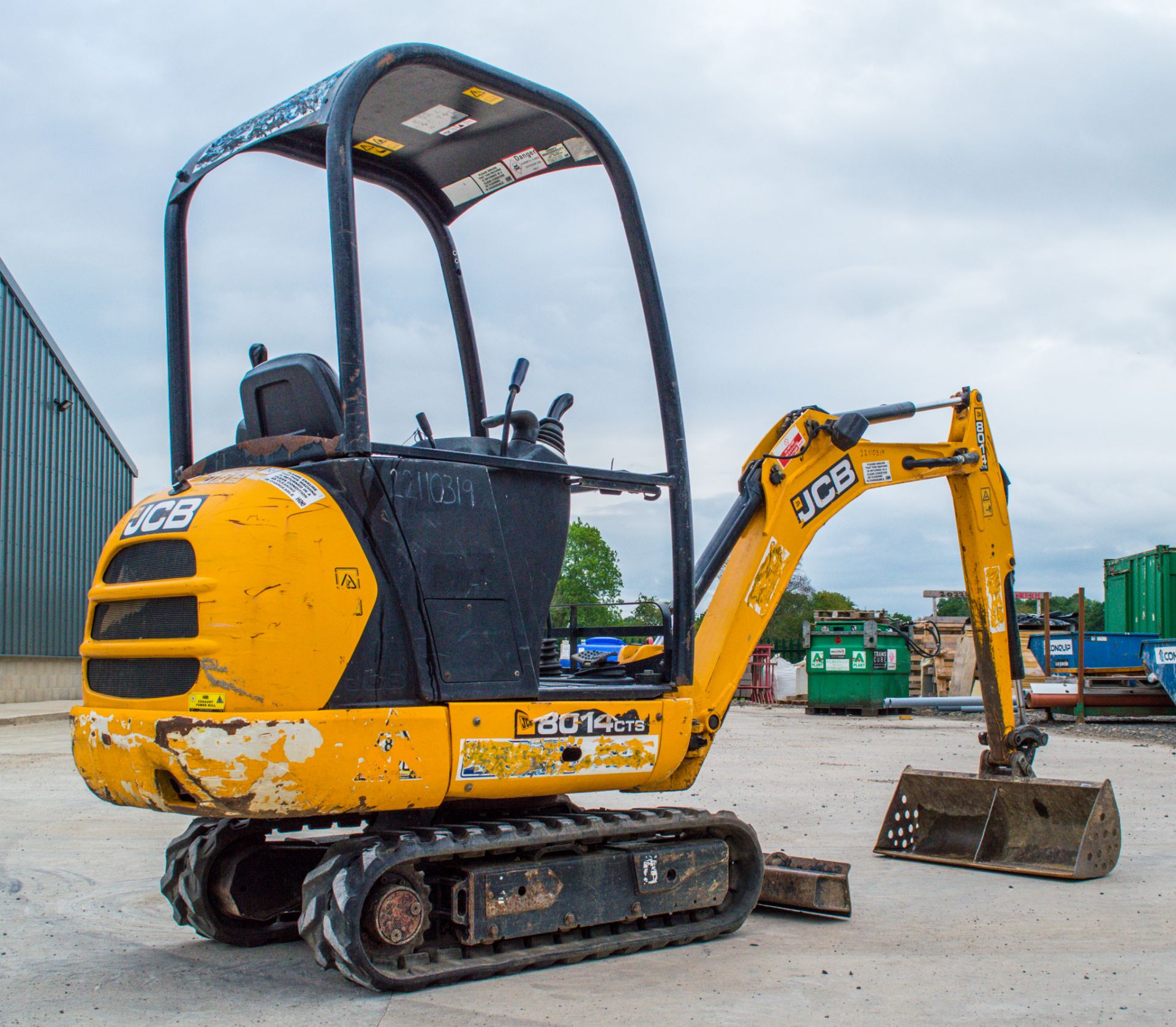 JCB 8014 CTS 1.5 tonne rubber tracked mini excavator Year: 2014 S/N: 2070487 Recorded Hours: 1796 - Image 3 of 17