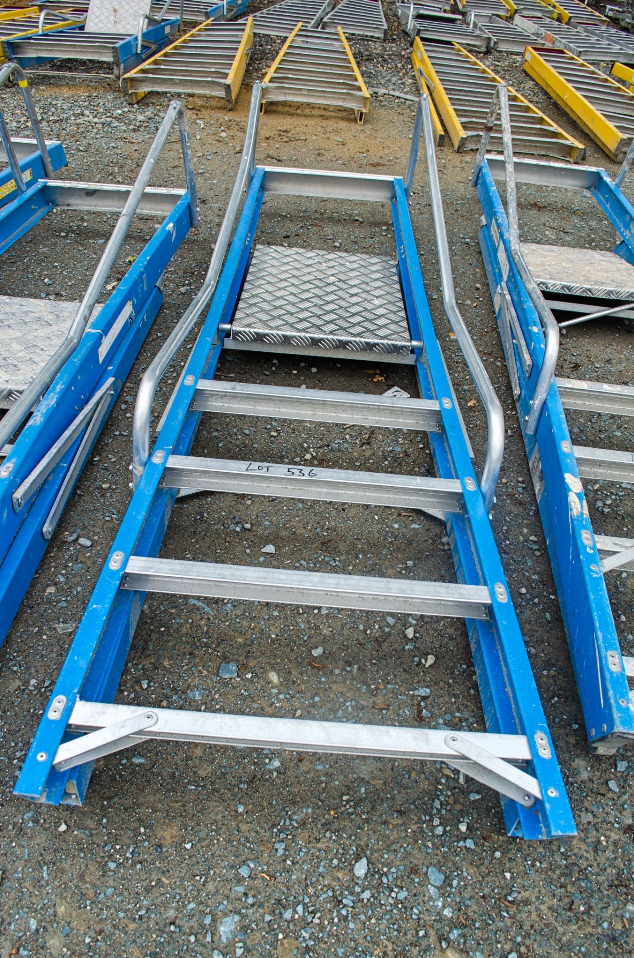 Lyte 5 tread glass fibre framed step ladder 1808-LYT0294