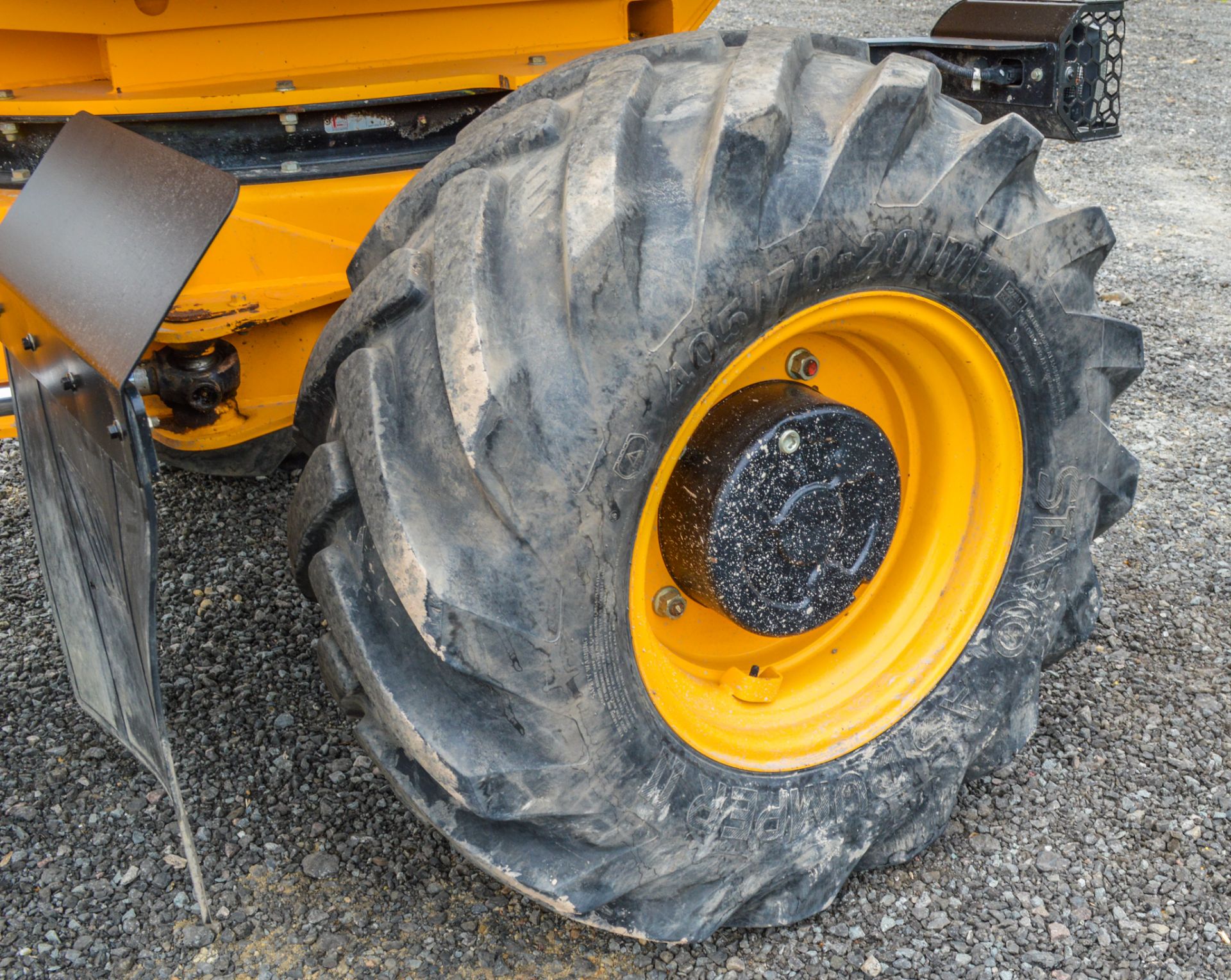 JCB 6 T-1 6 tonne swivel skip dumper Year: 2019 S/N: 2915349 Recorded Hours: 431 c/w: front facing - Image 12 of 19