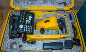 Topcon ES-105 total station c/w battery, charger & carry case B1247020