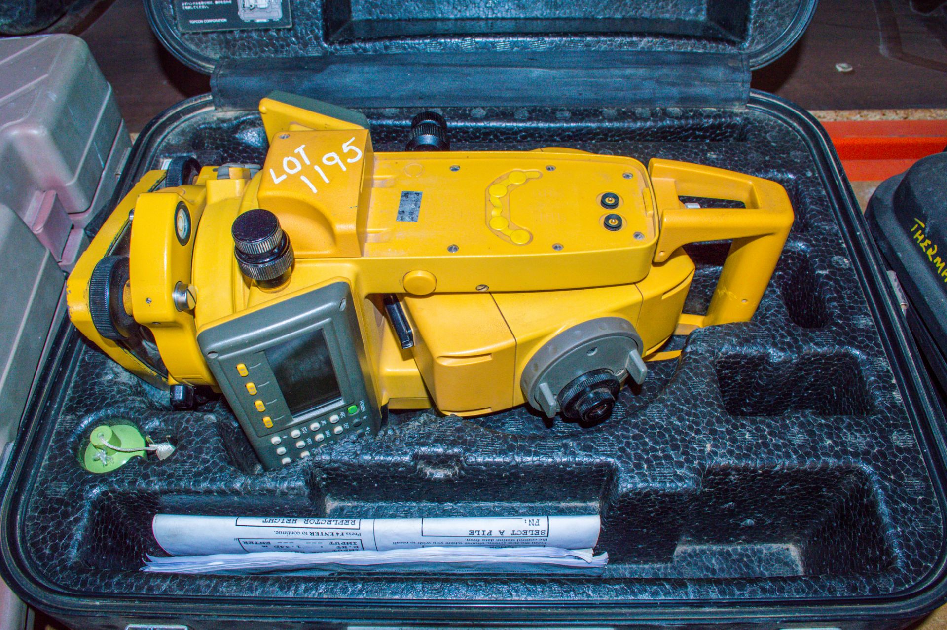 Topcon GPT-3005N total station c/w carry case B1237008 ** No battery or charger **