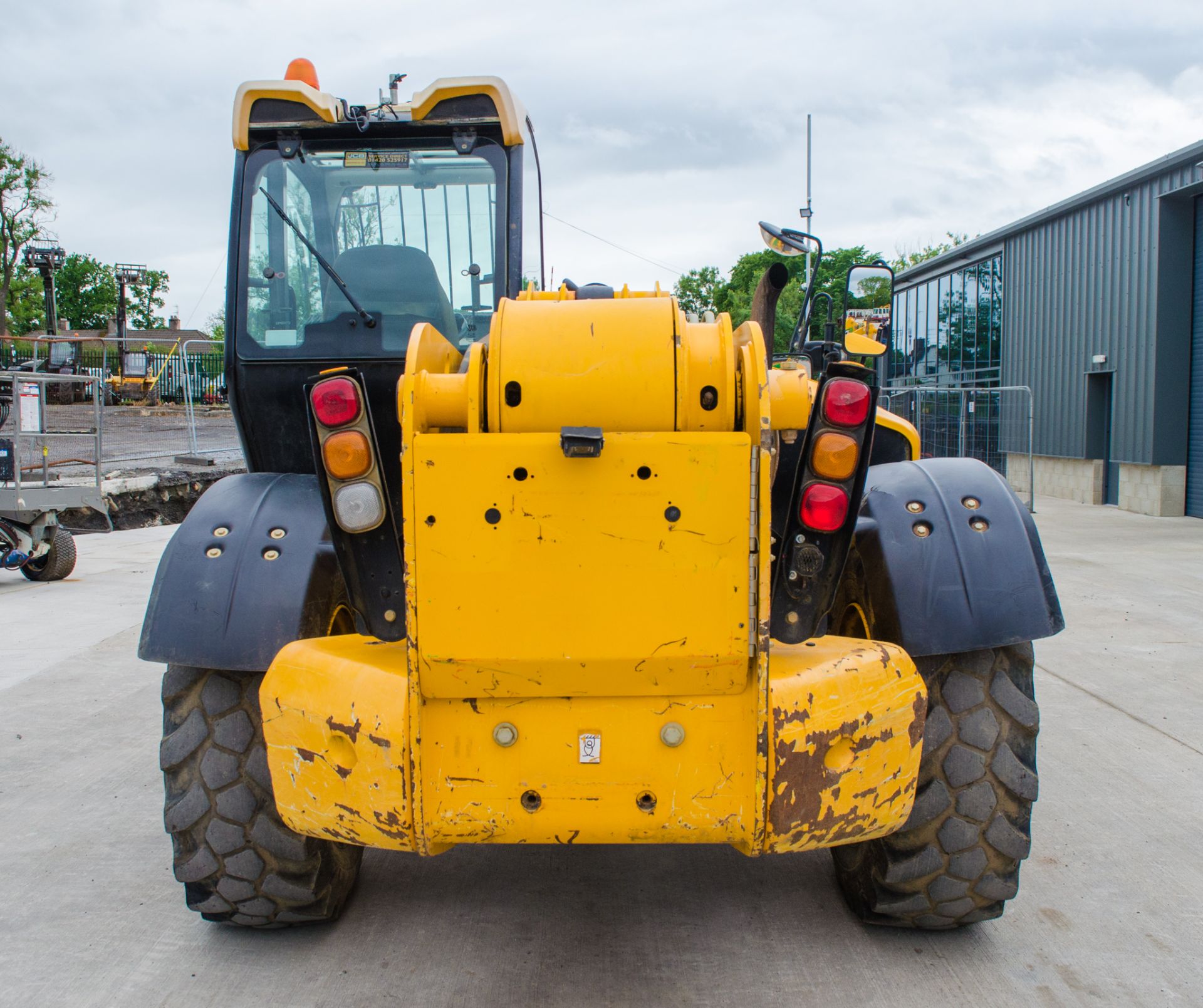 JCB 535 - 140 14 metre telescopic handler  Year: 2014 S/N: 2340370  Recorded Hours: 5134 c/w air con - Image 6 of 21