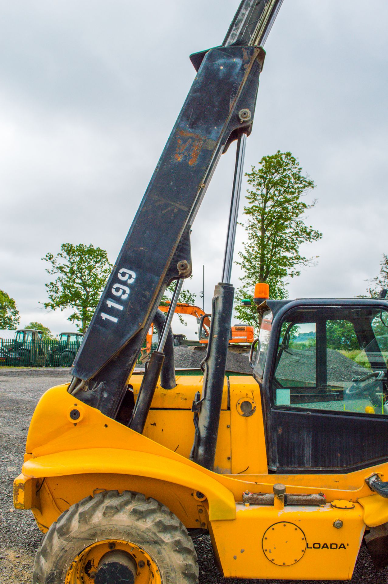 JCB 520-50 5 metre telescopic handler  Year: 2007  S/N: 1411347 Recorded Hours: 5518 - Image 16 of 19