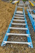 8 tread glass fibre framed step ladder LL-3218