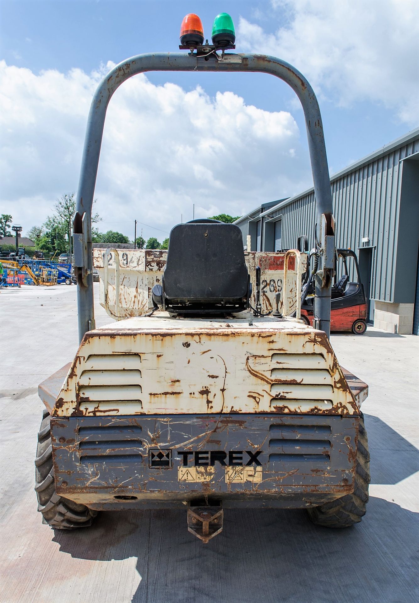 Benford Terex 3 tonne swivel skip dumper Year: 2006 S/N: E608FS371 Recorded Hours: 23 (Clock - Image 6 of 21