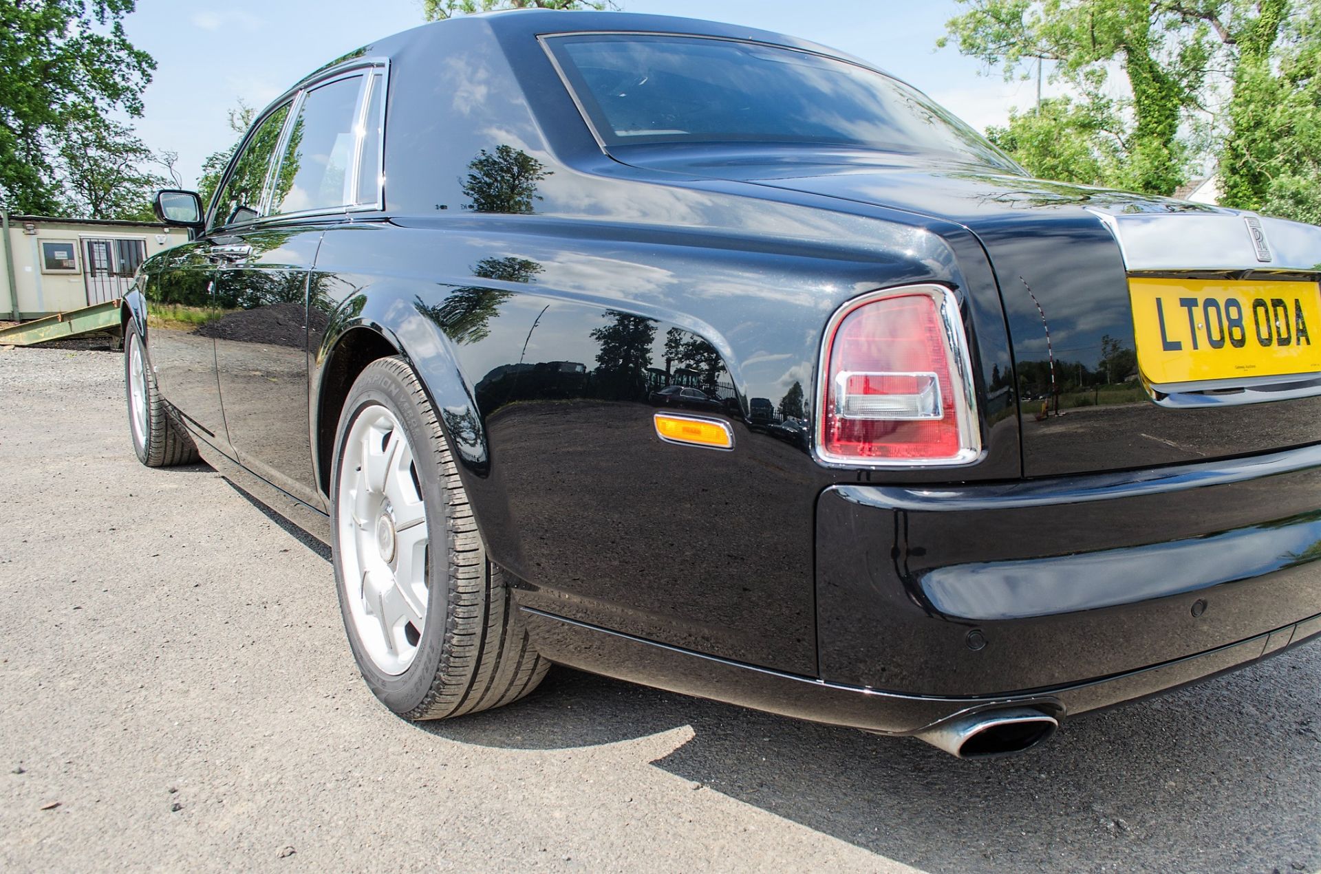 Rolls Royce Phantom VII 6.75 litre petrol 4 door saloon car  Reg No: LT 08 ODA Date of Registration: - Image 14 of 44