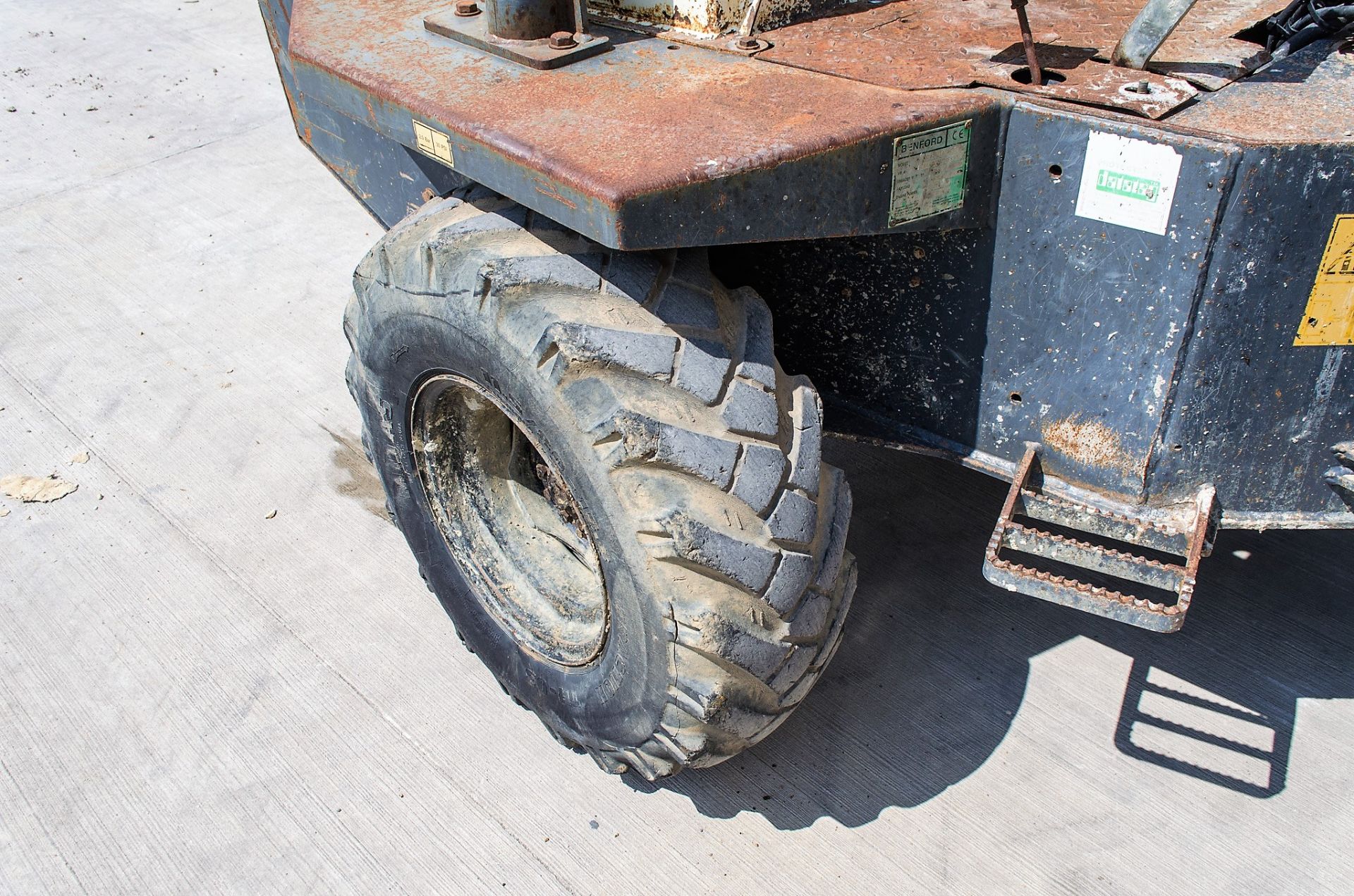 Benford Terex 3 tonne swivel skip dumper Year: 2006 S/N: E608FS371 Recorded Hours: 23 (Clock - Image 13 of 21