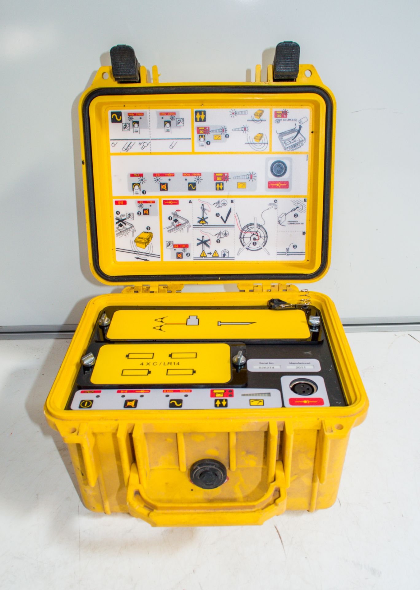 Ezitrace 8/33 signal generator B001004