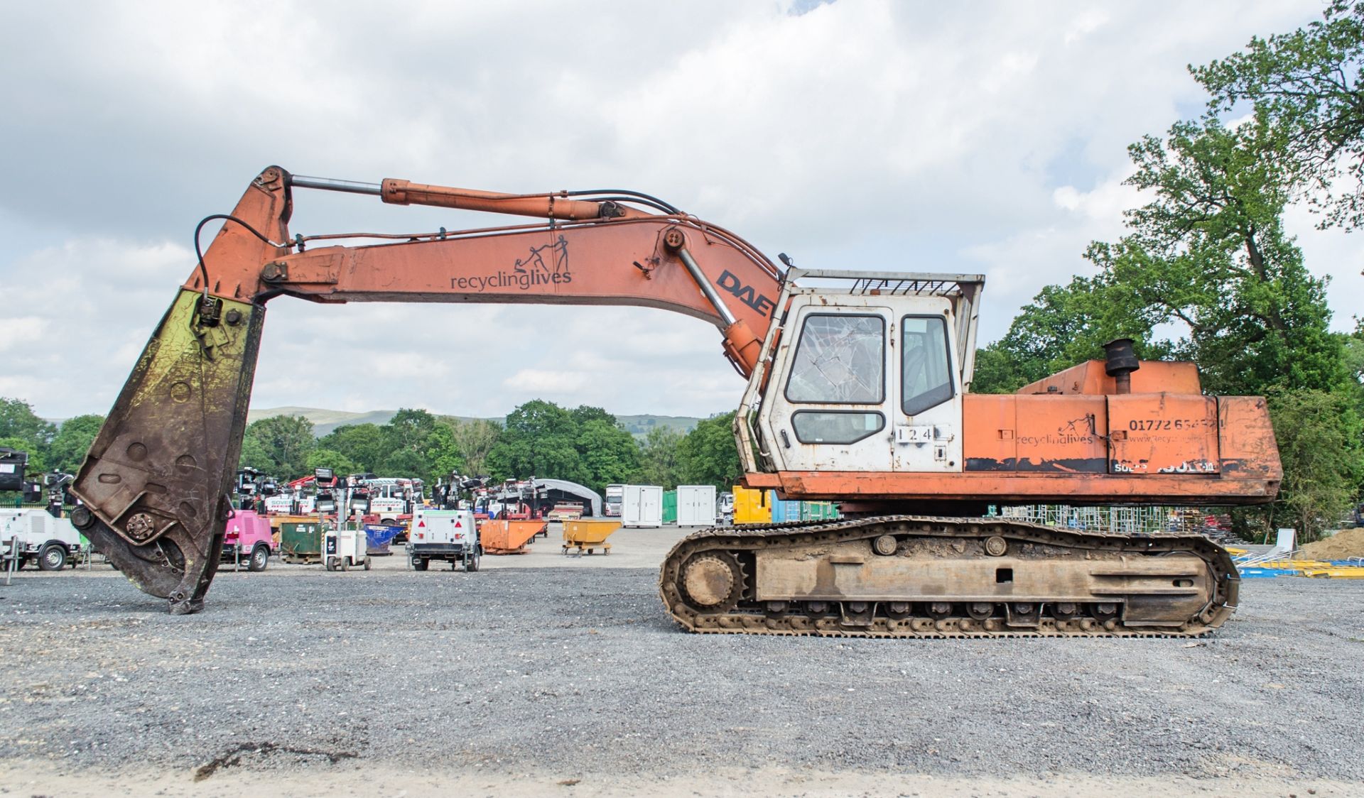 Daewoo SL400LC-III 40 tonne steel tracked excavator Year: 1997 S/N: 0260 c/w steel shear dipper arm - Image 7 of 21