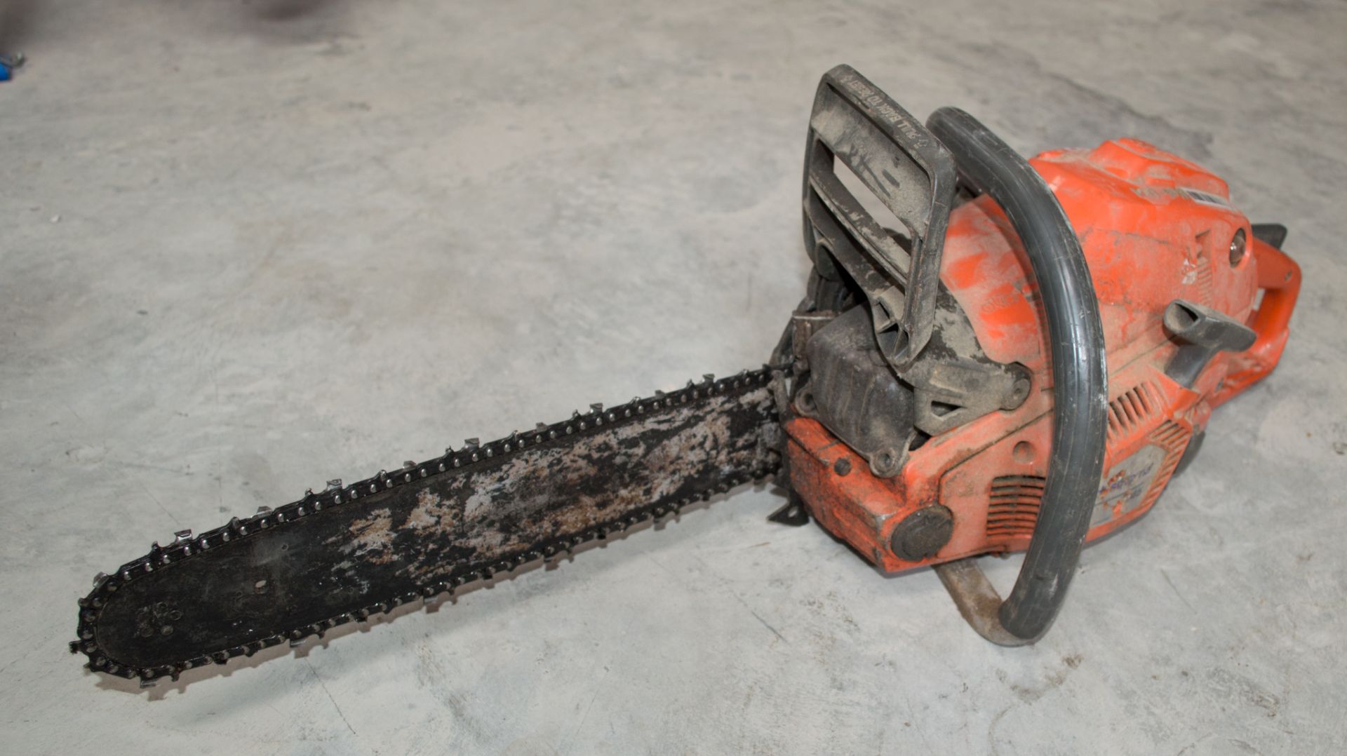 Husqvarna 545 petrol driven chainsaw 16061361