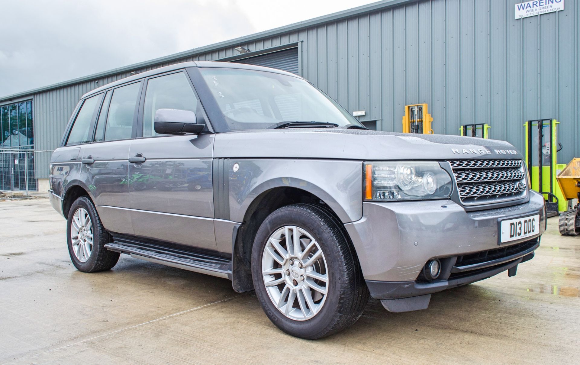 Range Rover Vogue TDV8 Auto 5 door estate car Registration Number: D13 DDG Date of Registration: - Image 2 of 28