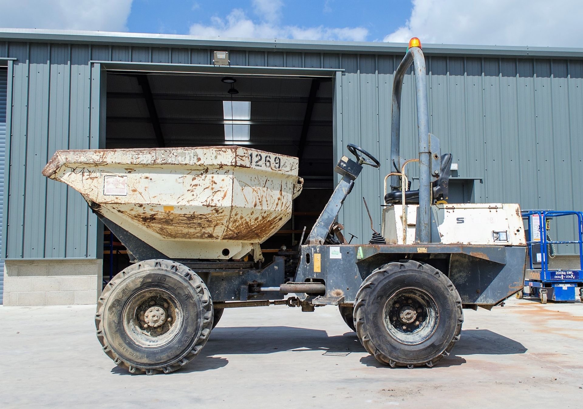 Benford Terex 3 tonne swivel skip dumper Year: 2006 S/N: E608FS371 Recorded Hours: 23 (Clock - Image 7 of 21