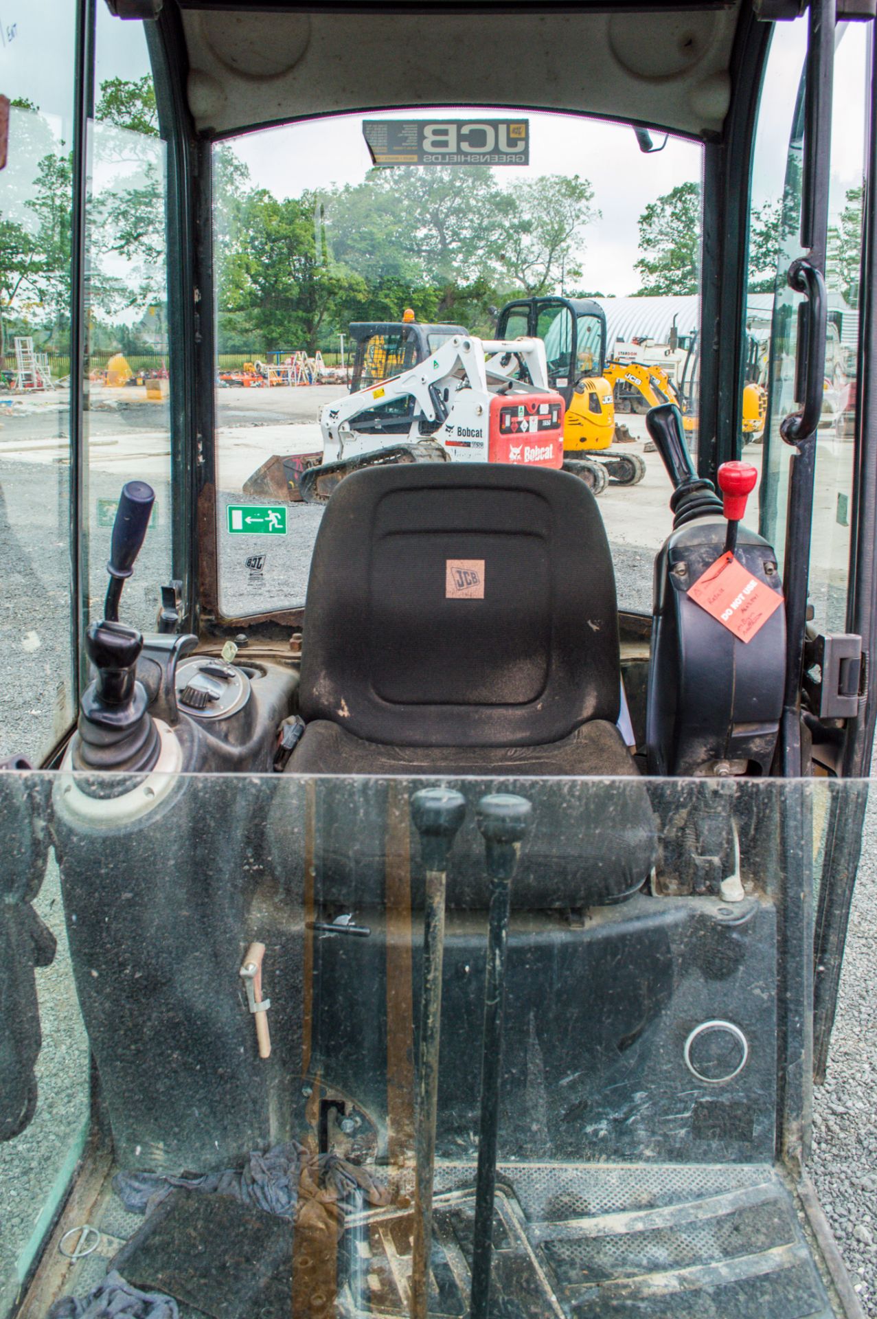 JCB 8016 1.6 tonne rubber tracked mini excavator Year: 2013 S/N: 2071396 Recorded Hours: 2331 blade, - Image 15 of 16