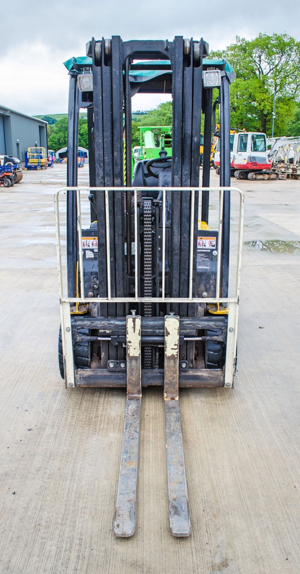 Yale ERP 18VT battery electric fork lift truck Year: 2013 S/N: 5445L Recorded Hours: c/w charger & - Image 5 of 16
