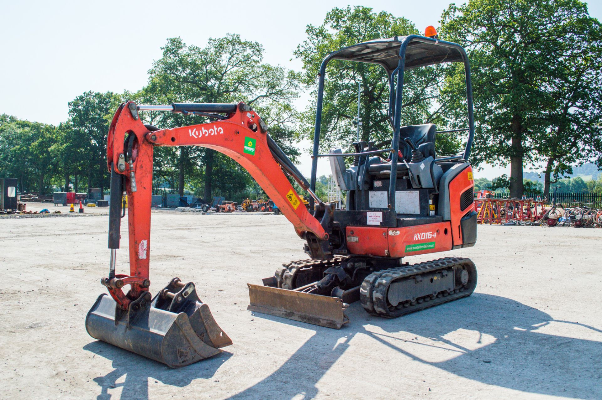 Kubota KX016-4 1.6 tonne rubber tracked mini excavator  Year: 2014 S/N: 57343 Recorded hours: 1606