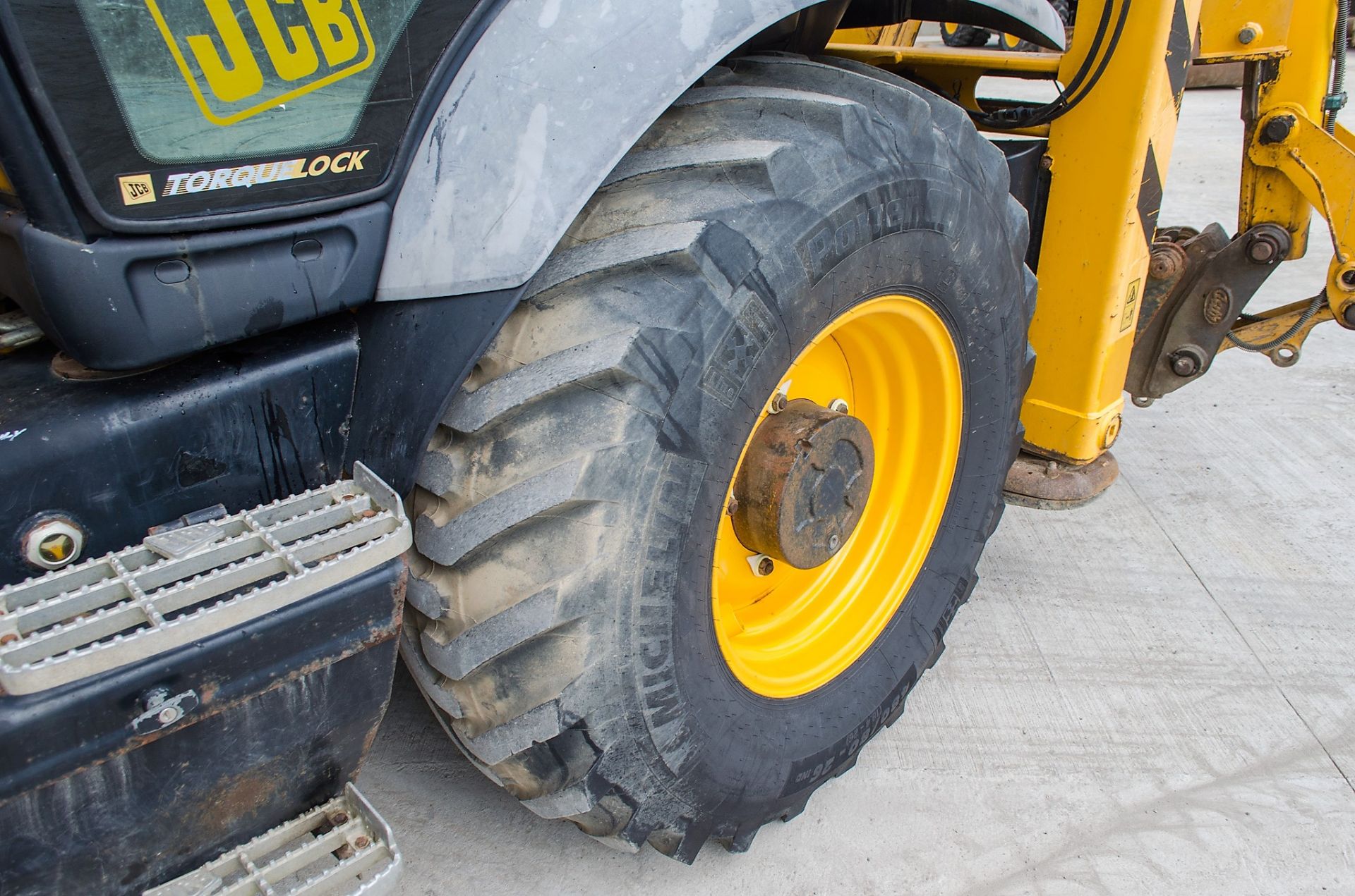 JCB 3CX Contractor back hoe loader  Year: 2011 S/N: 2012937 Recorded Hours: 4181 A562831 - Image 16 of 27