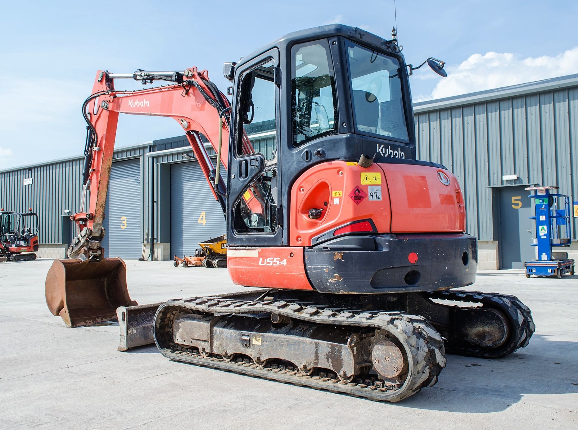 Kubota U55-4 5.5 tonne rubber tracked mini excavator  Year: 2015  S/N: 53120 Recorded Hours: 3419 - Image 3 of 20