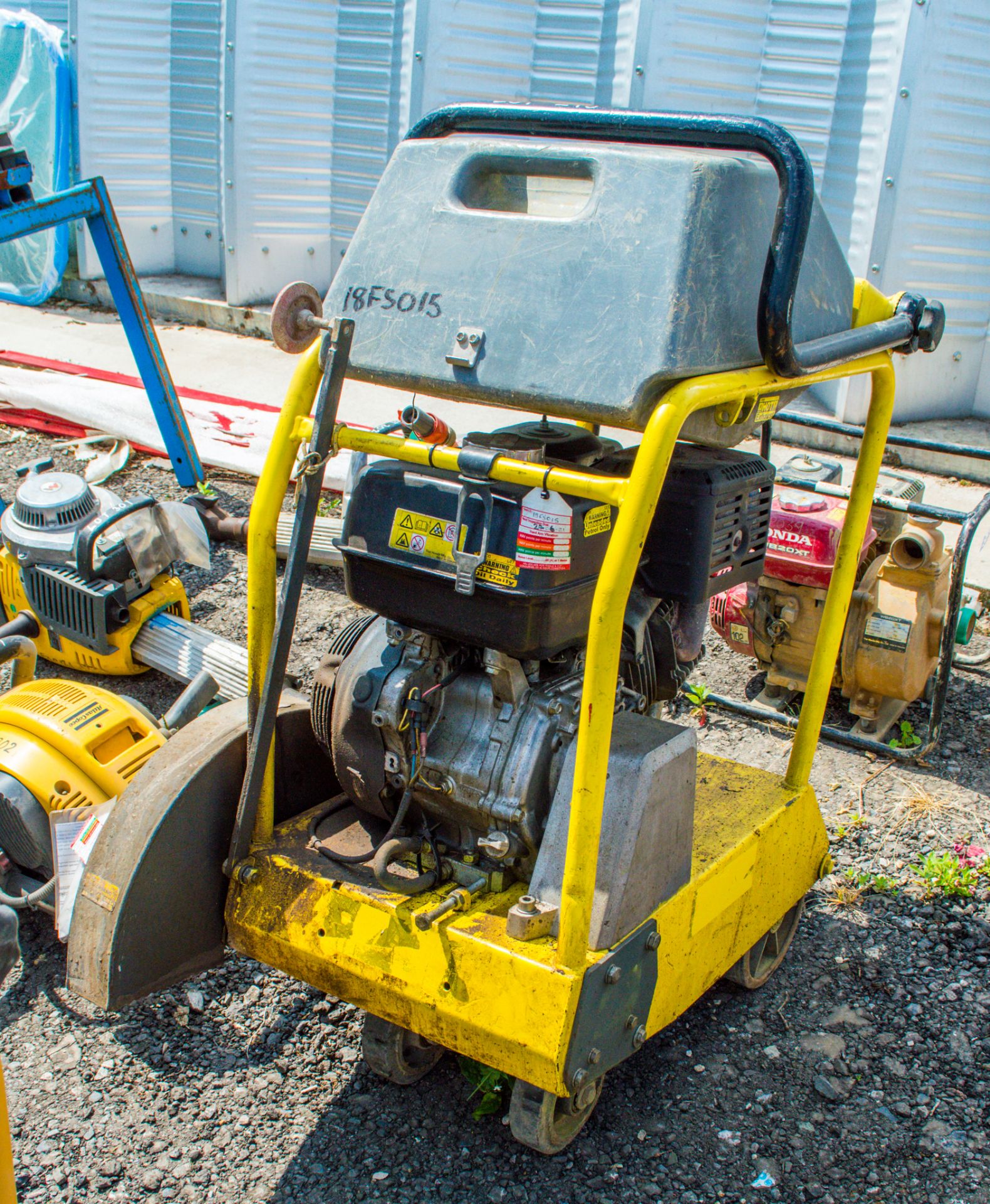 Wacker Neuson BFS 1345 petrol driven road saw 18FS015