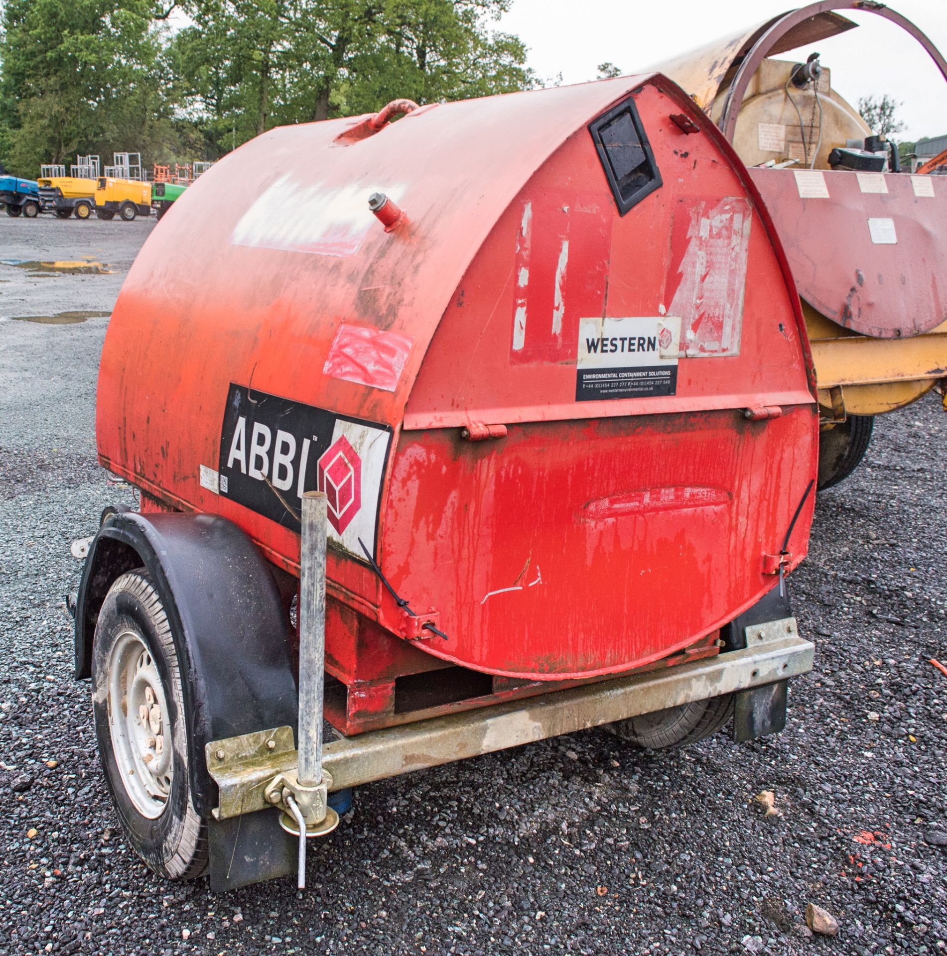 Western 950 litre fast tow bunded fuel bowser c/w hand pump, delivery hose & trigger nozzle 1403- - Image 2 of 3