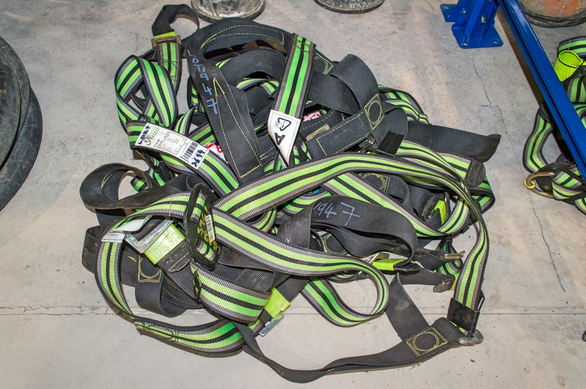 5 - personnel harnesses