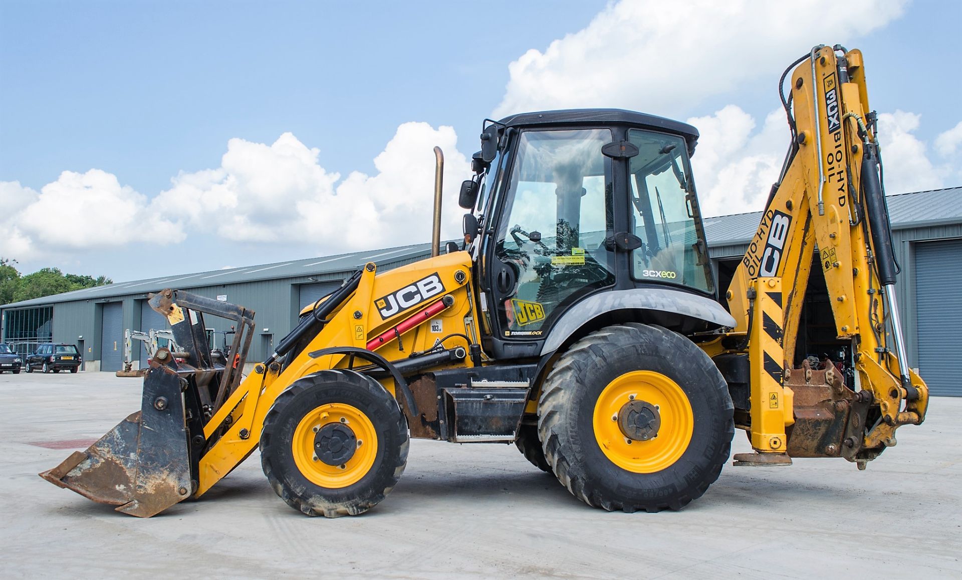 JCB 3CX Contractor back hoe loader  Year: 2011 S/N: 2012937 Recorded Hours: 4181 A562831 - Image 7 of 27