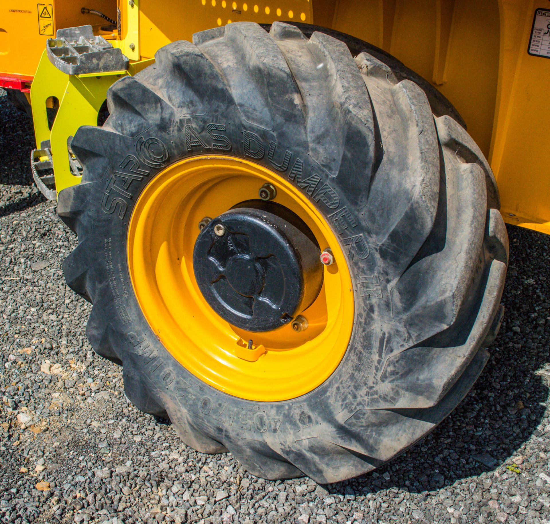 JCB 6T-1 6 tonne swivel skip dumper  Year: 2019 S/N: 2915356 Recorded Hours: 464 SD562 c/w front - Image 9 of 18