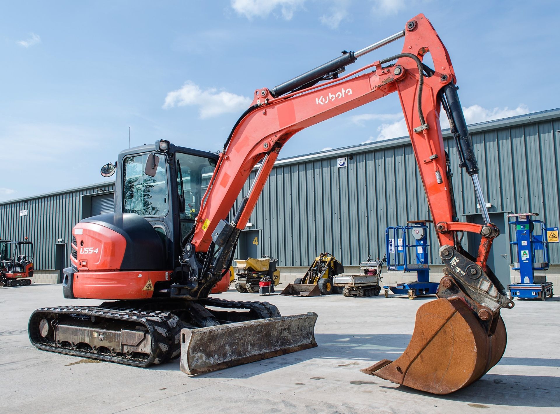 Kubota U55-4 5.5 tonne rubber tracked mini excavator  Year: 2015  S/N: 53120 Recorded Hours: 3419 - Image 2 of 20