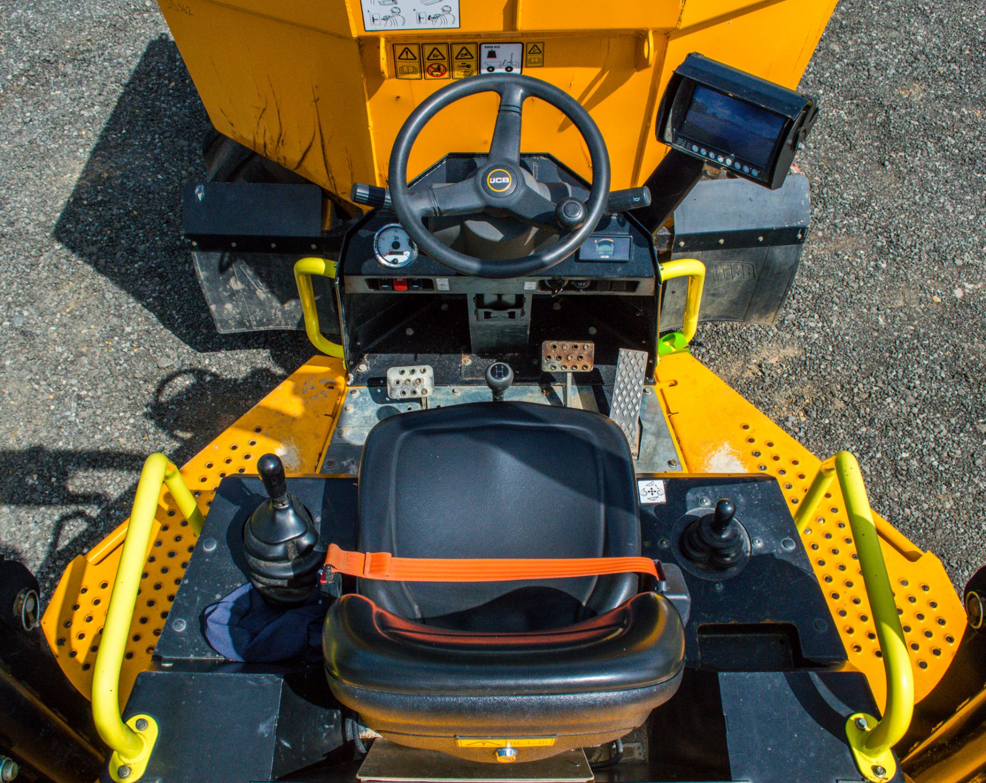 JCB 6T-1 6 tonne swivel skip dumper  Year: 2019 S/N: 2915356 Recorded Hours: 464 SD562 c/w front - Image 16 of 18