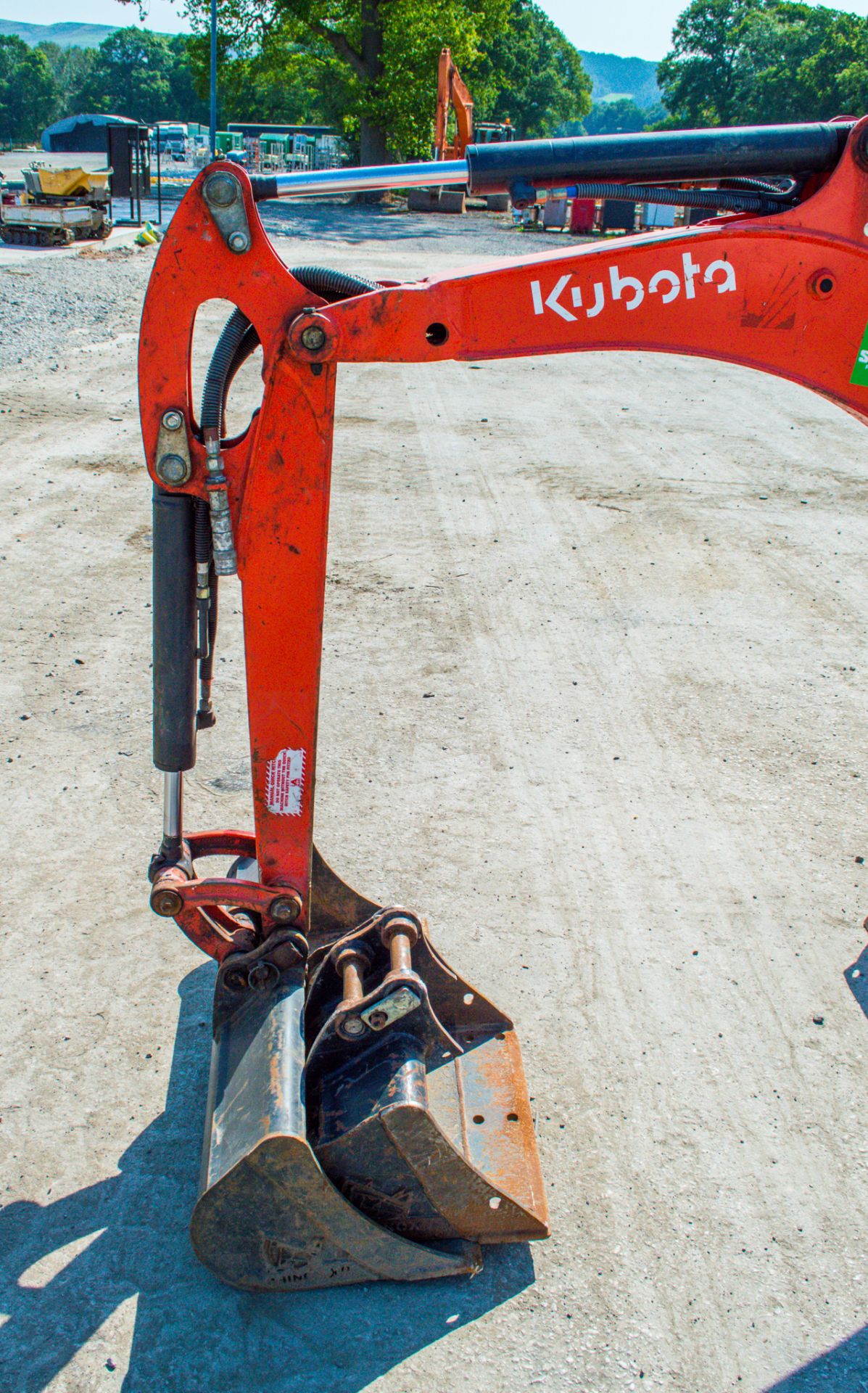 Kubota KX016-4 1.6 tonne rubber tracked mini excavator  Year: 2014 S/N: 57343 Recorded hours: 1606 - Image 12 of 17