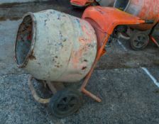 Belle Minimix 150 petrol driven mixer 15041144 ** Belt missing **