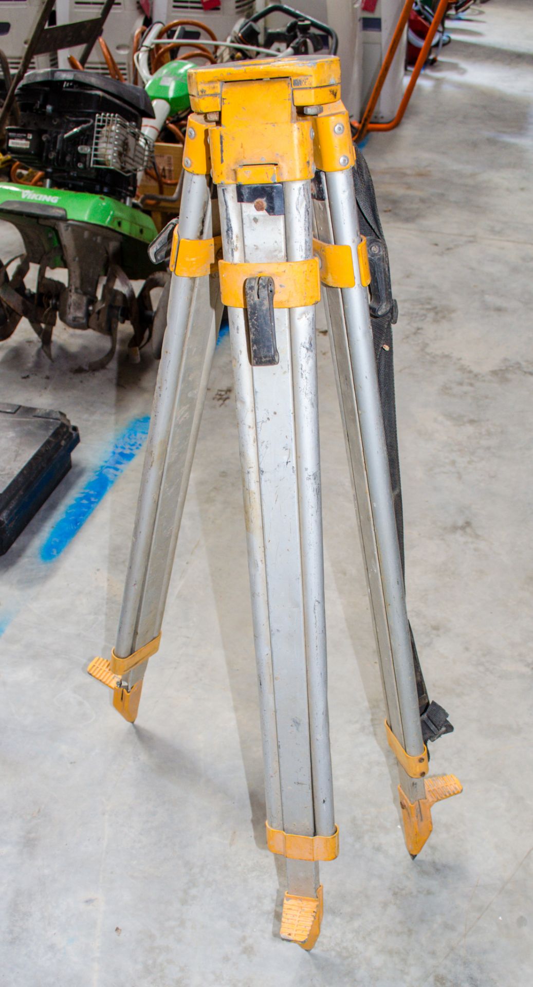 Dewalt laser tripod LUS