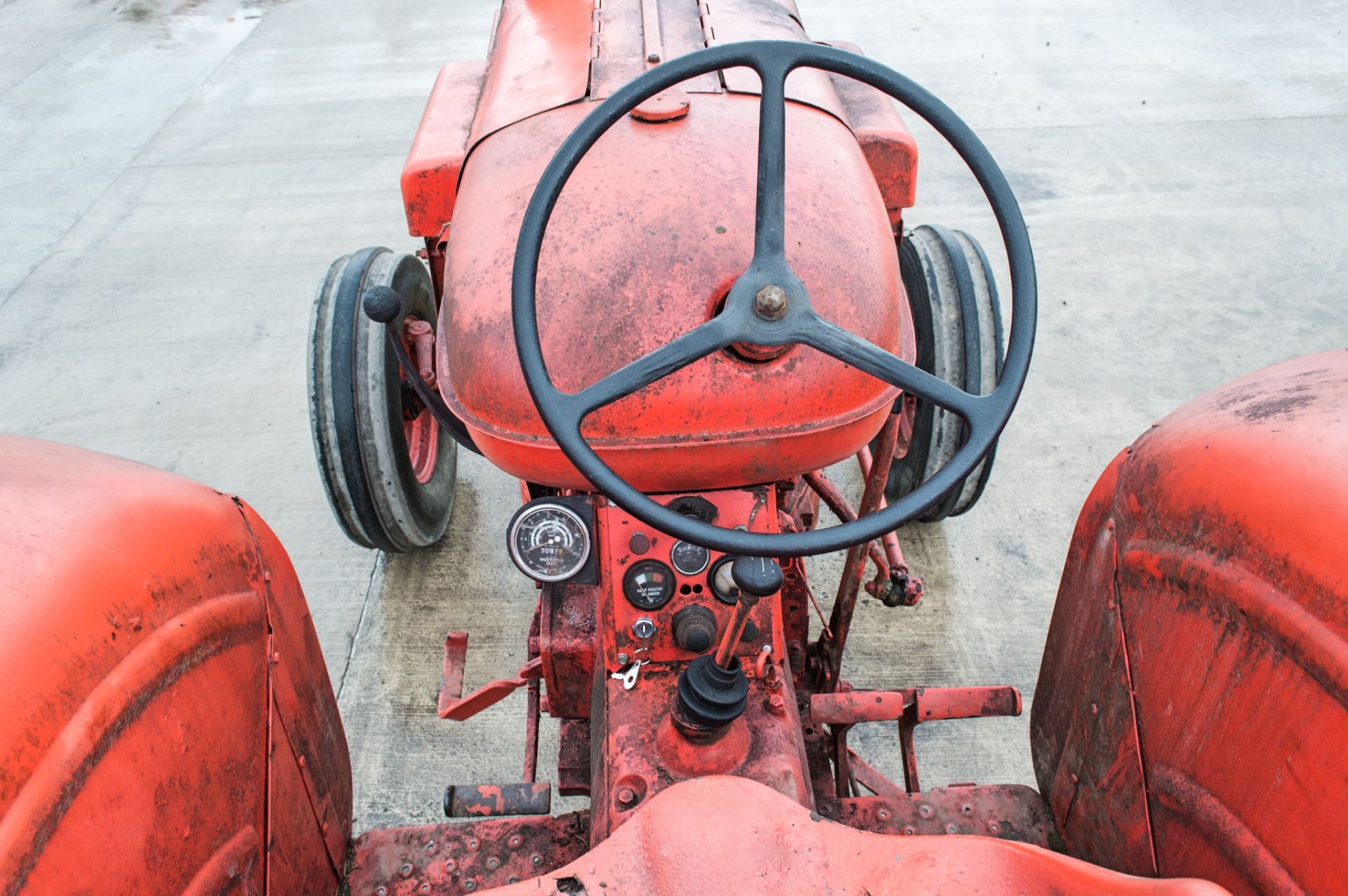 Nuffield 460 2 wheel drive diesel driven tractor  Reg Number: PTB 287C  S/N: 60B 1500 57042 - Image 14 of 16