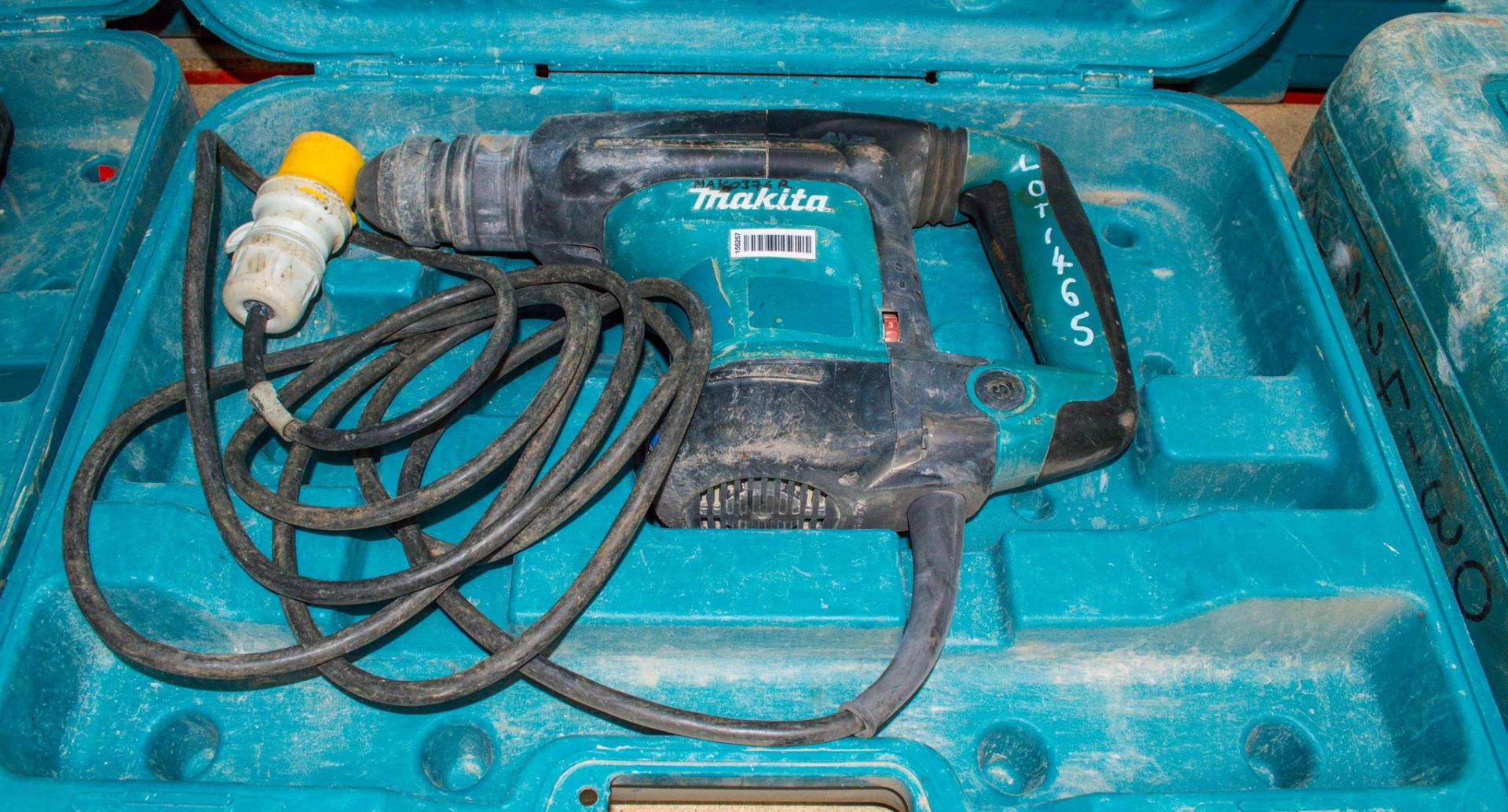 Makita HR3210C 110v SDS rotary hammer drill c/w carry case MAK03776R