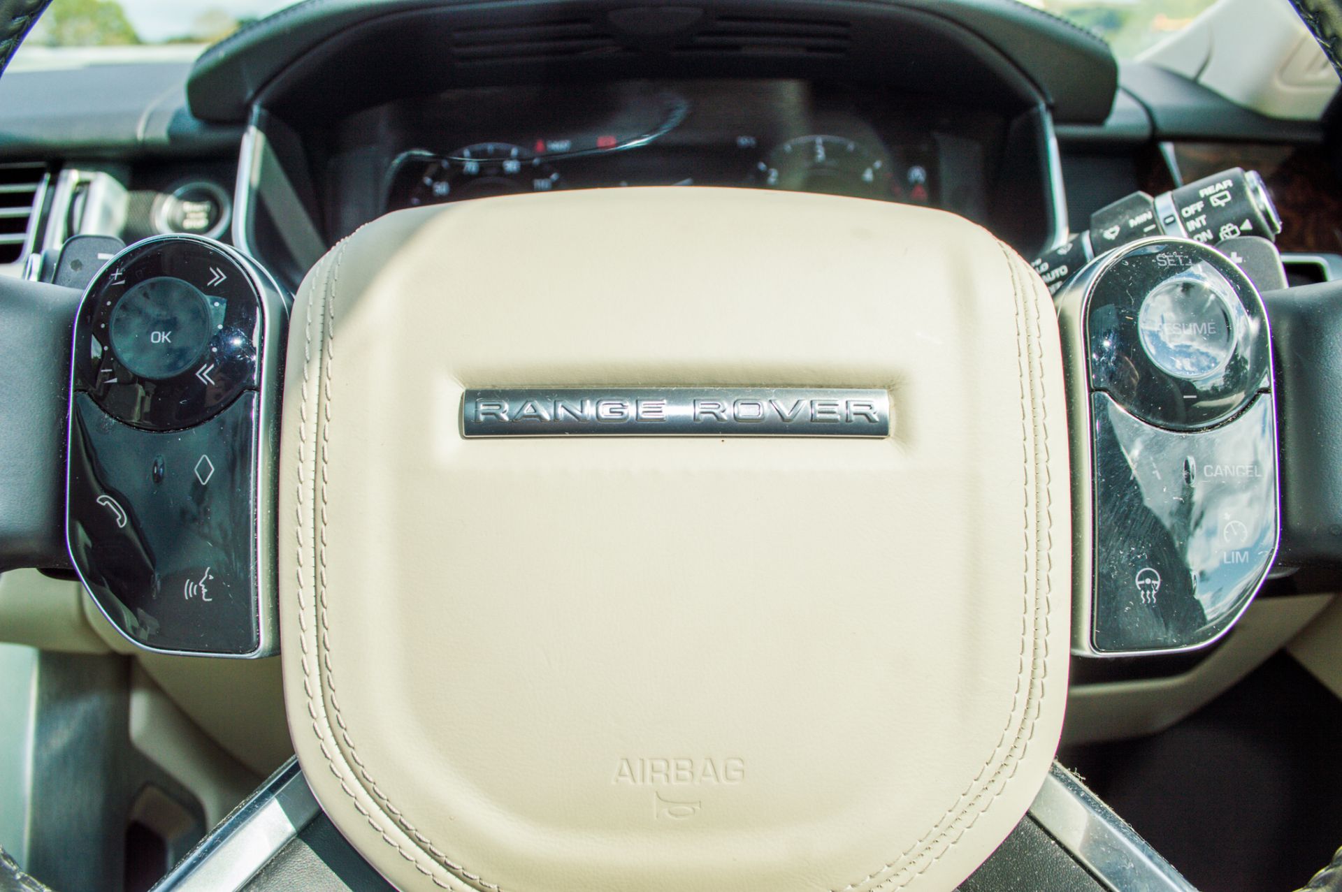 Range Rover Vogue TDV6 3.0 5 door diesel 4wd estate car - Image 35 of 35