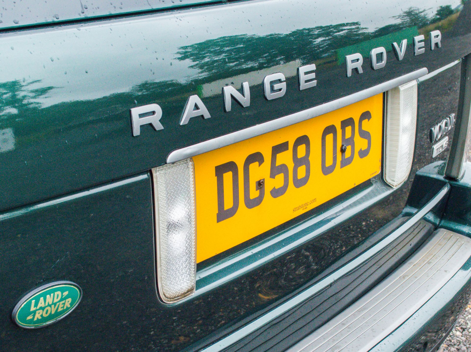Range Rover VOGUE TDV8 3.6 diesel 5 door estate car Registration number: DG58 OBS Date of - Image 18 of 34